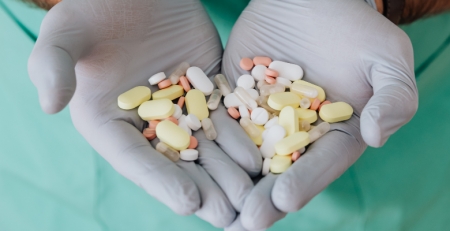 COVID-19: eficácia de medicamento com tripla ação avaliada na América Latina