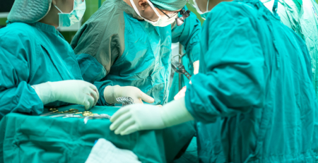 Cirurgia pioneira para tratamento das hemorroidas disponível no Hospital Lusíadas Albufeira