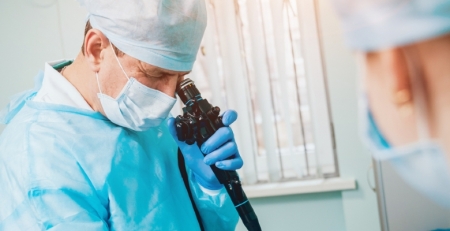 Reospitalizações por doença inflamatória intestinal custam 3,1 milhões por ano
